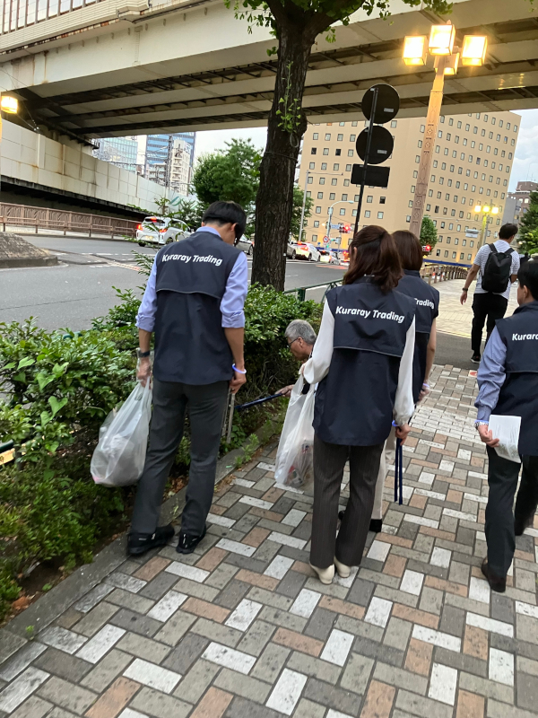Cleanup activities around Tokyo office Image